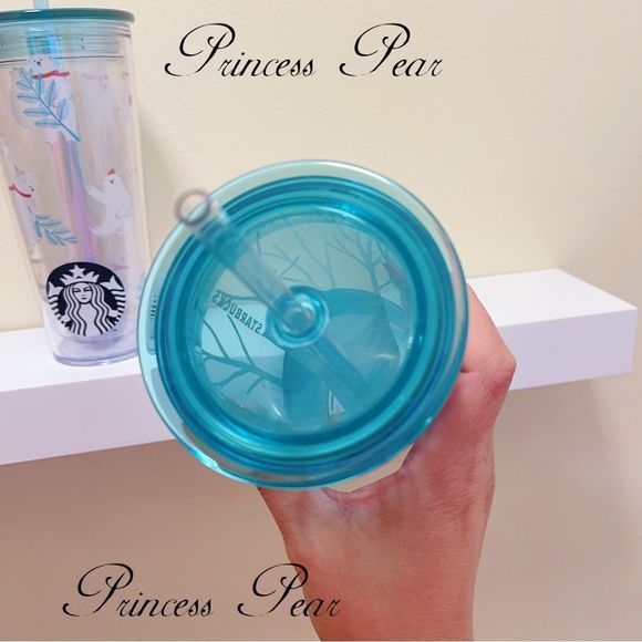 2x Starbucks ACRYLIC Christmas Polar Bear Present 2019 16 oz. COLD CUP - Picture 10 of 13